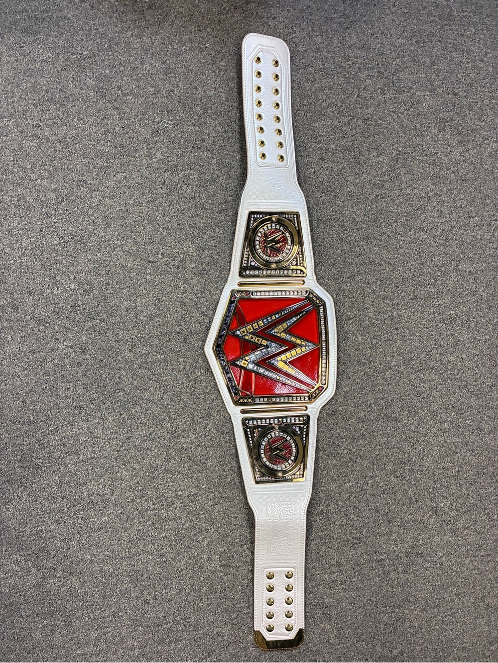 WWE Official Title Belt. White with Red and Gold Center Plate